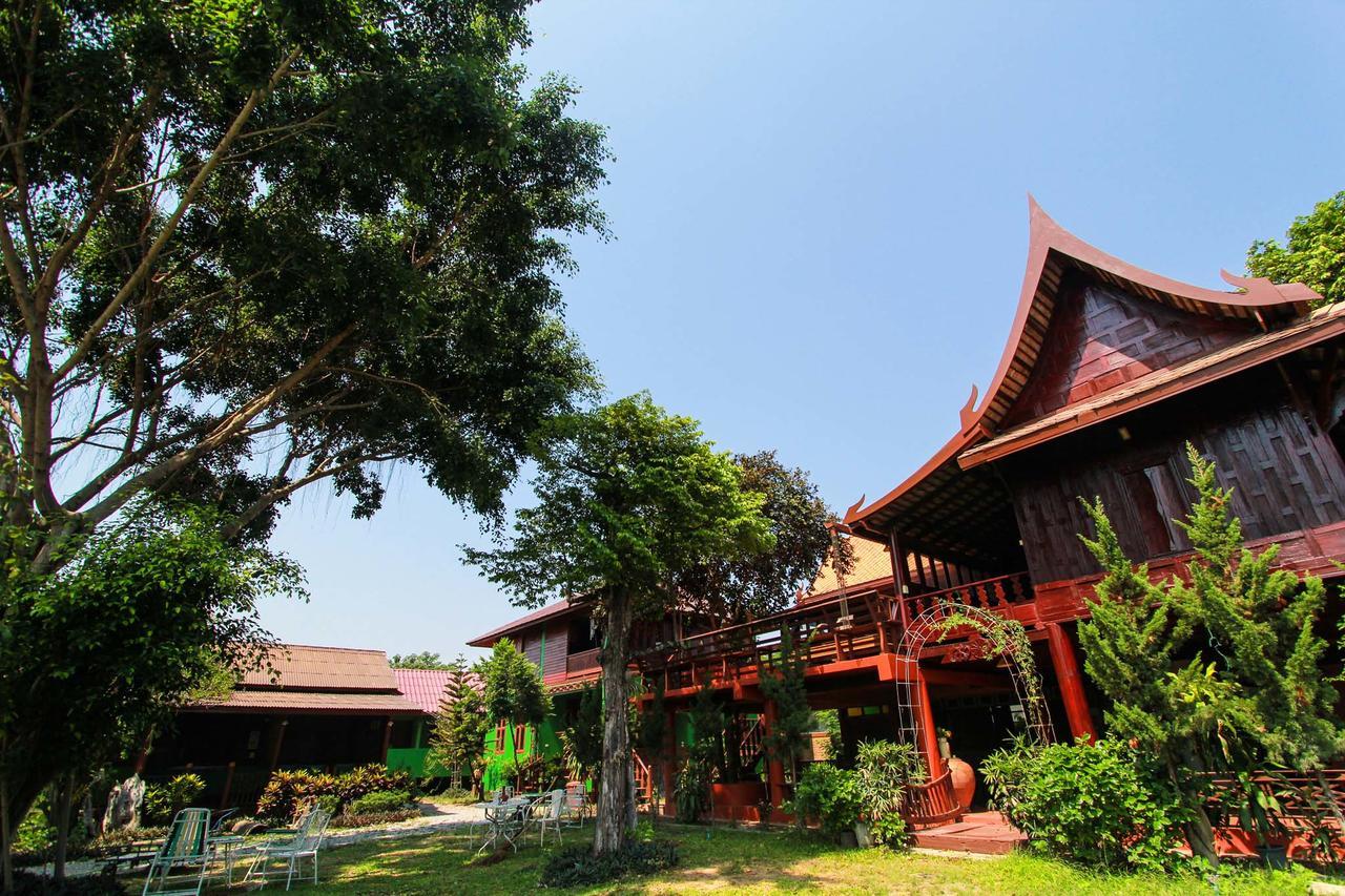Ruen Khaoyai Hotel Pak Chong Exterior foto