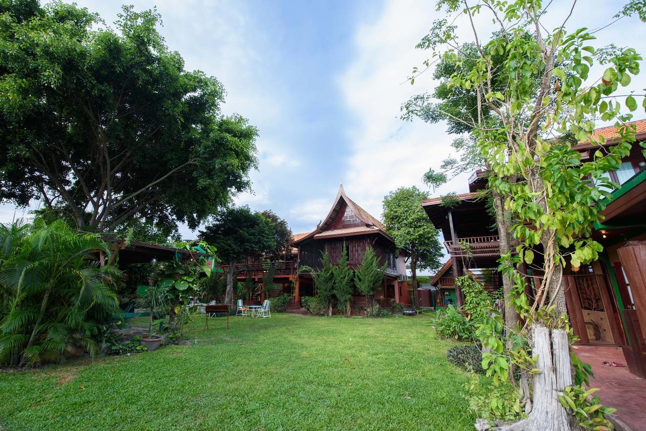 Ruen Khaoyai Hotel Pak Chong Exterior foto