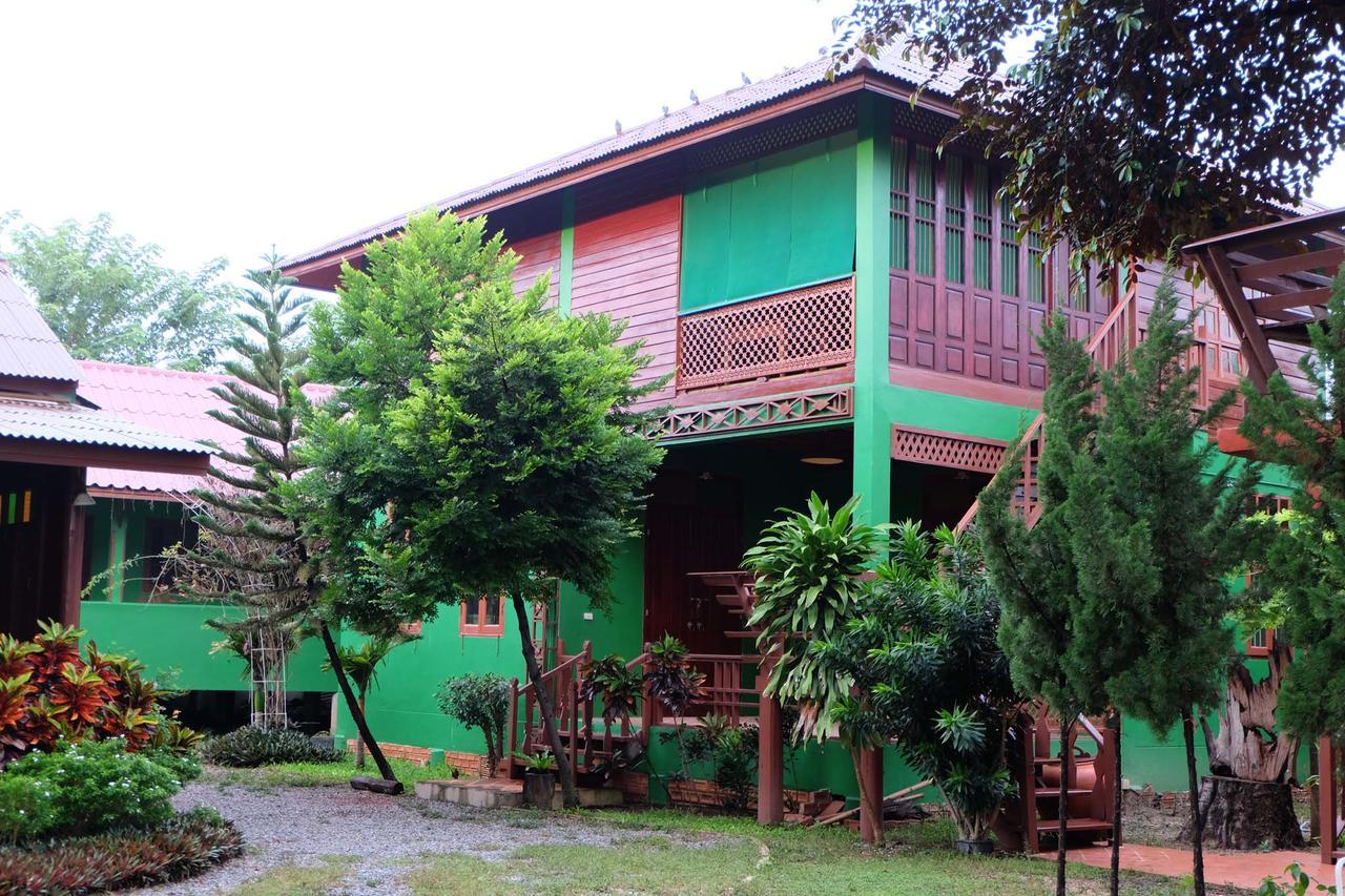 Ruen Khaoyai Hotel Pak Chong Exterior foto